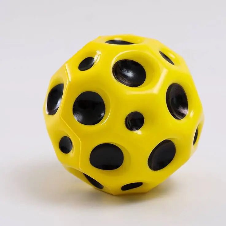 Bouncy Ball Anti-fall Moon Shape (Random Color)